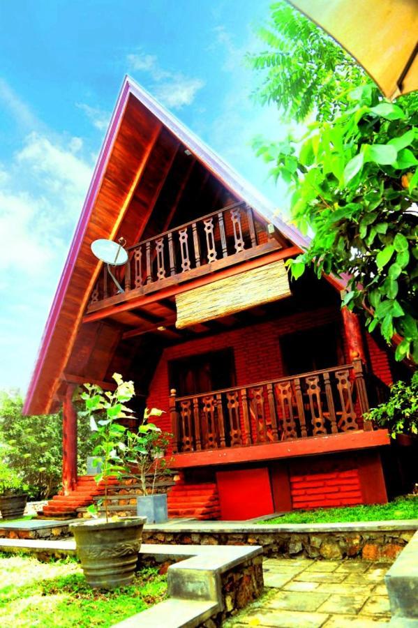 ดี แฟมิลี รีสอร์ต Hotel อนุราธปุระ ภายนอก รูปภาพ